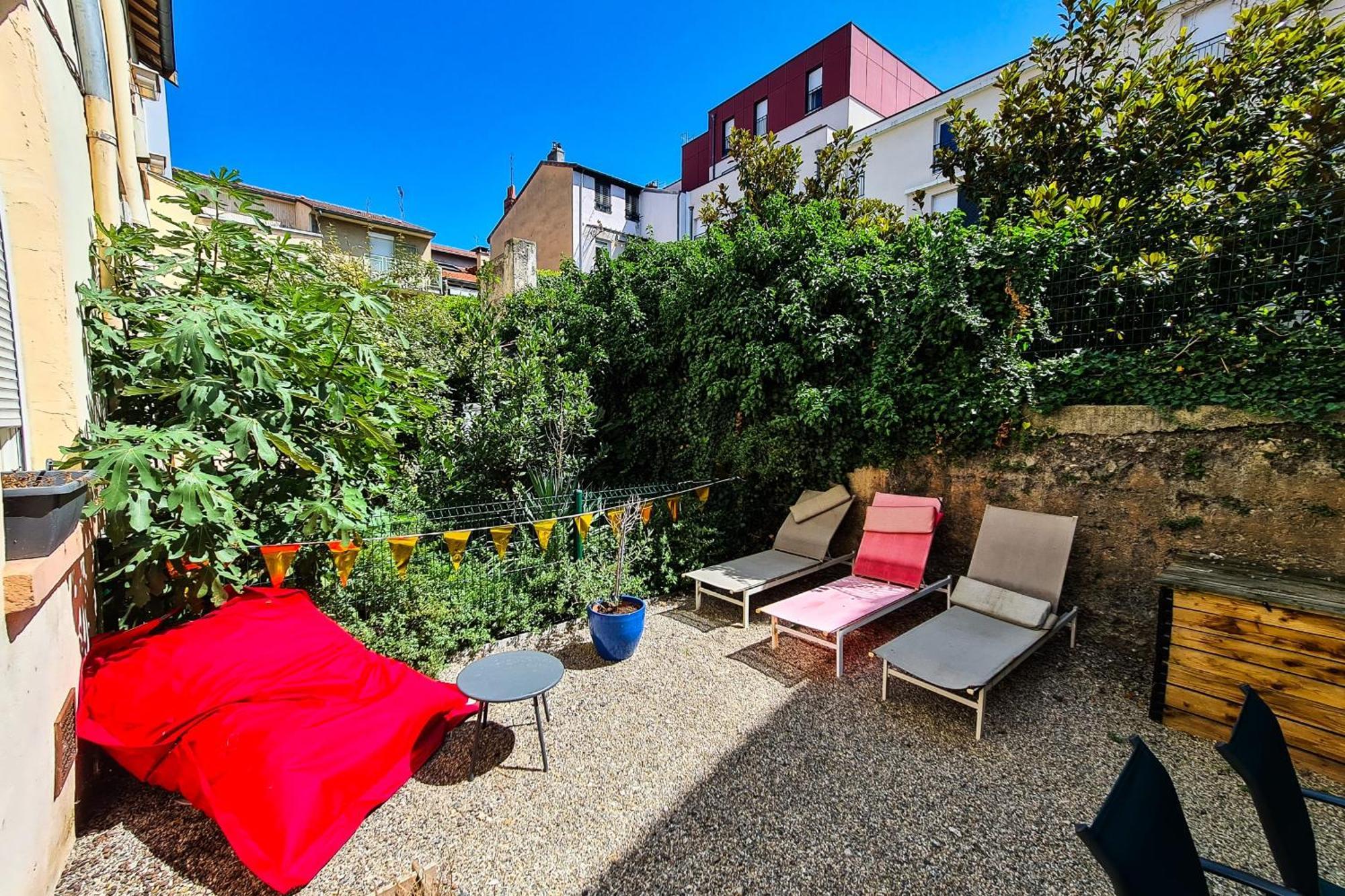 Le Garden City - Bel Appartement Avec Jardin Prive Villeurbanne Bagian luar foto